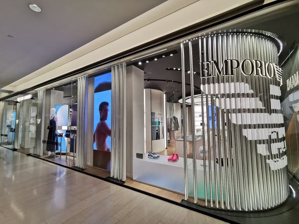 Emporio Armani Donna Hong Kong Chater House near Metro Station – clothing  and shoe store in Hong Kong, 1 review, prices – Nicelocal